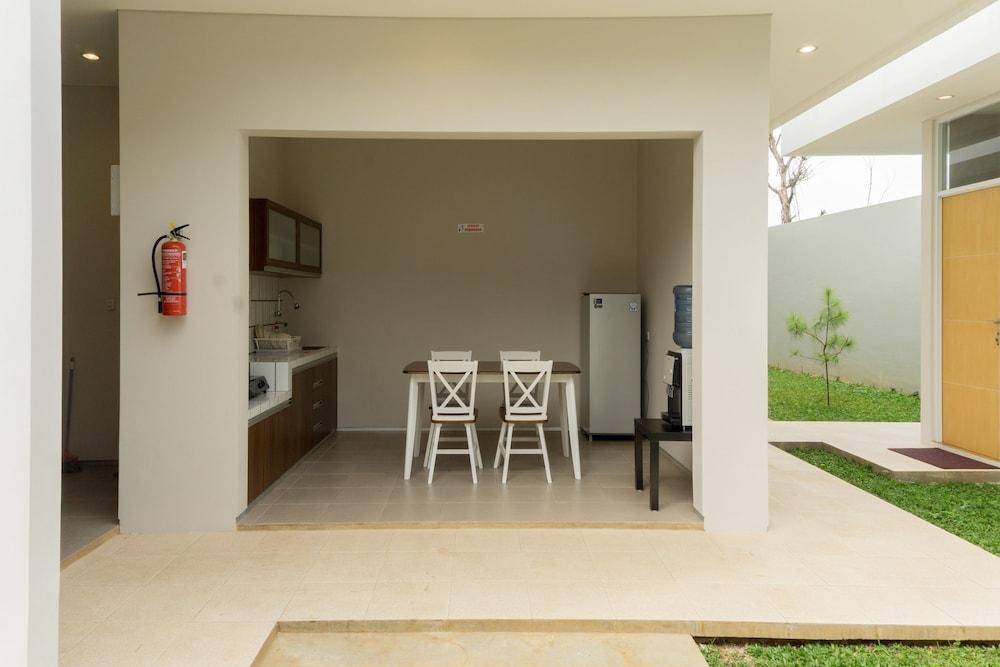 Oyo 367 Ridha Residence Bandung Eksteriør bilde